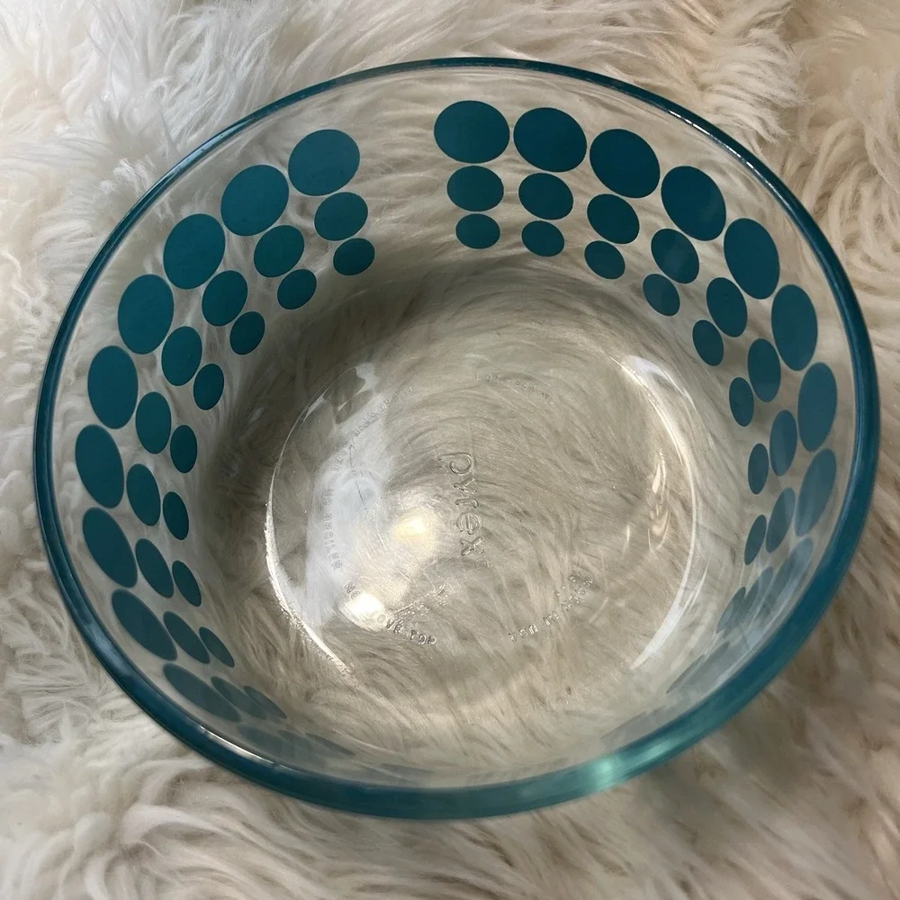 Pyrex 4 Cup Glass Storage Bowl Teal Blue Polka Dot Dotty Clear Round Made in USA
